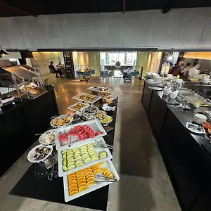 Апартаменты Oval Palace, Батуми